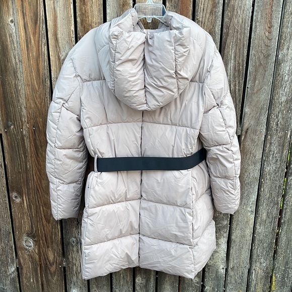 DKNY Tan Puffer Coat Nwt Tan Hood Belted Long Jacket Faux Down Water Resistant - Picture 7 of 9